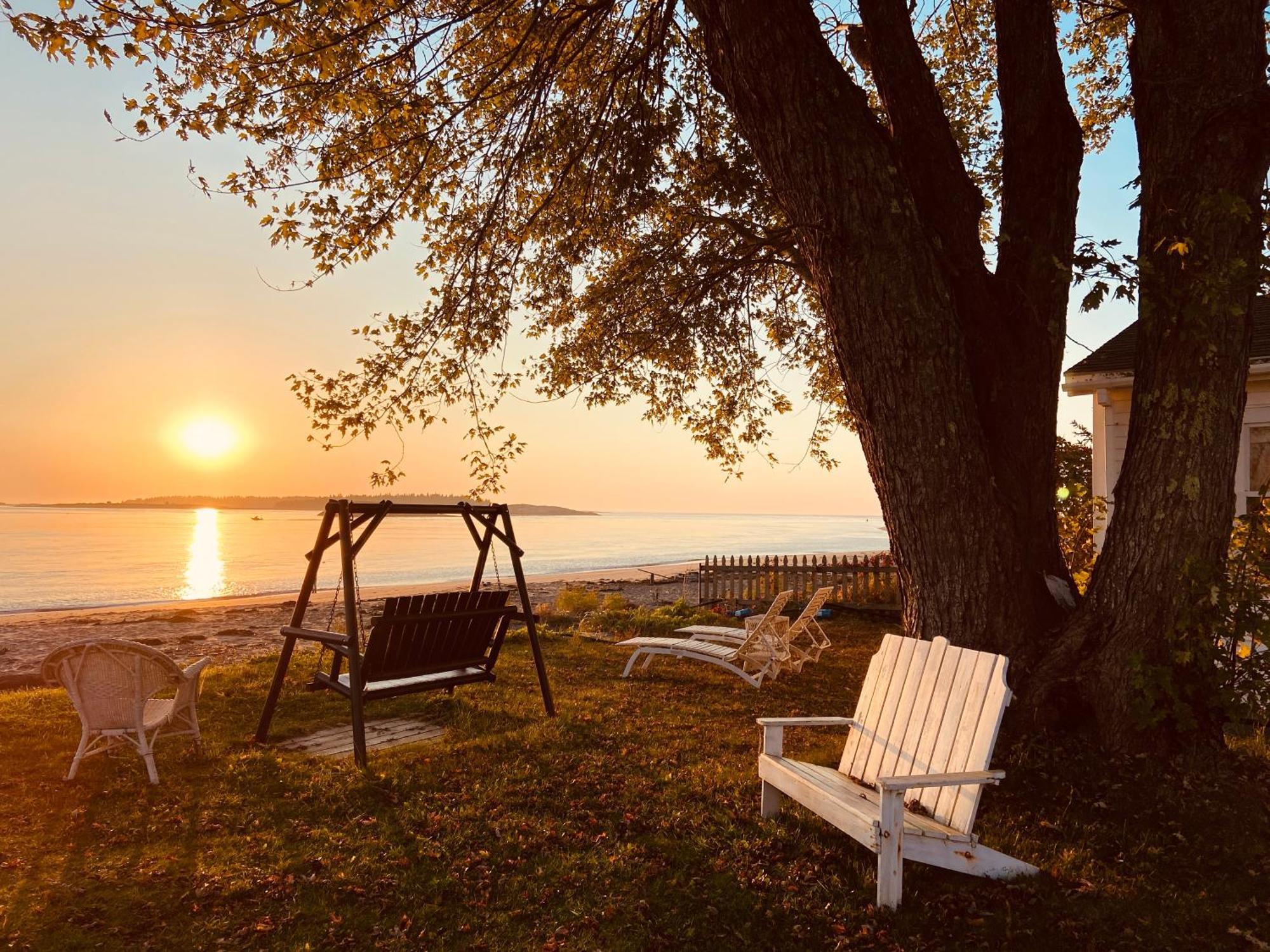 Spinneys Guesthouse & Beach Cottages Phippsburg ภายนอก รูปภาพ